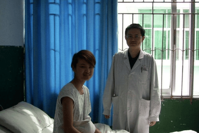 2009年，失手杀死官员的邓玉娇后来过得怎么样