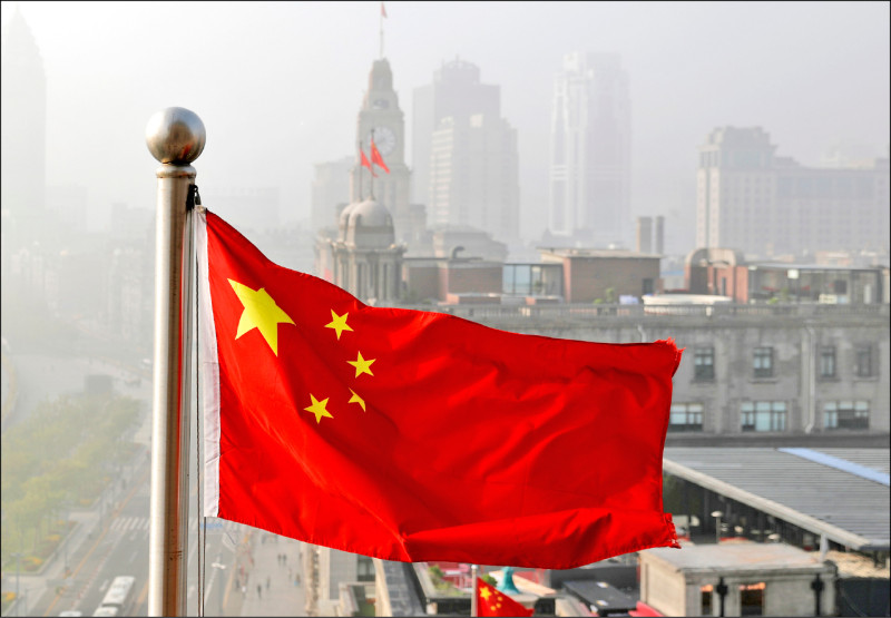 昔日西进投资盛况已成绝响,一路崩跌至今占比不到一%,预估全年将改写新低。 (美联社文件照)