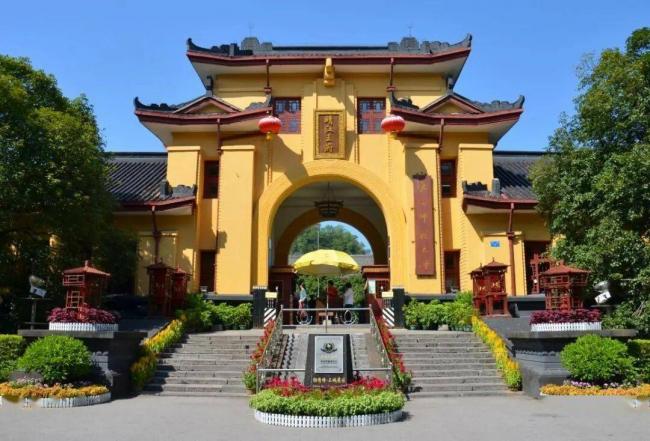 中国最惨一本大学,创下0人报考记录 中国最惨一本大学,创下0人报考记录