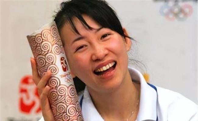 她是密春雷前妻,独居崇明岛养龙凤胎 她是密春雷前妻,独居崇明岛养龙凤胎