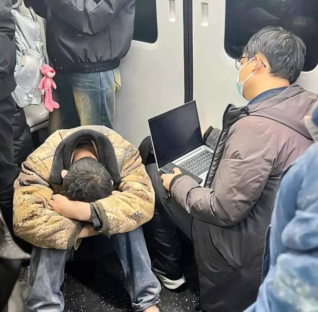 人伦大乱正在发生 家家户户基本都这样 人伦大乱正在发生 家家户户基本都这样