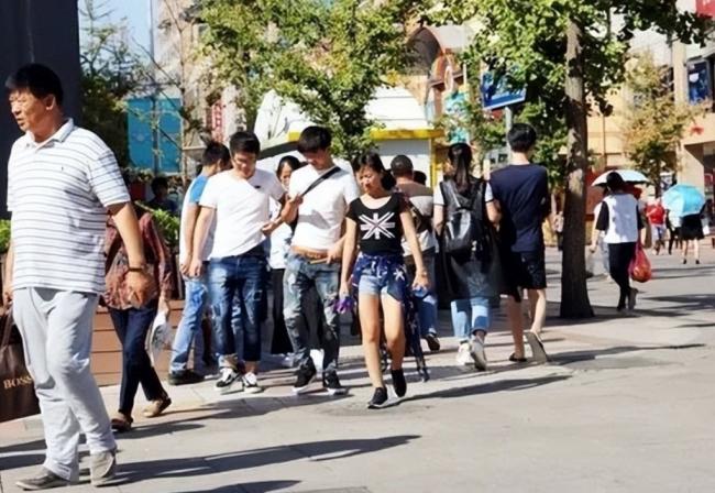 假如中国凭空少 8 亿人 普通人生活会不会崩盘 假如中国凭空少 8 亿人 普通人生活会不会崩盘