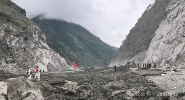 吉隆海关人员全没了?  网曝心碎对比图