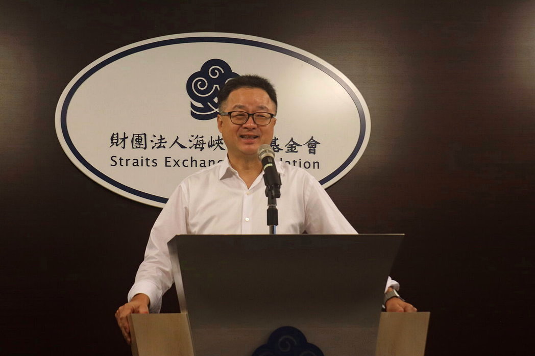 美国总统川普（左）与中国国家主席习近平5月14日抵达北京人民大会堂国宴会场。美联...