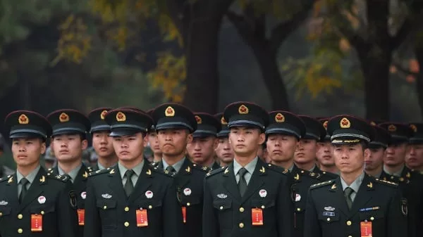 “60岁前都是炮灰”？中国新国防动员法引发热议