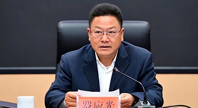 “官油子”落马：贪7亿工程，住1807平方豪宅